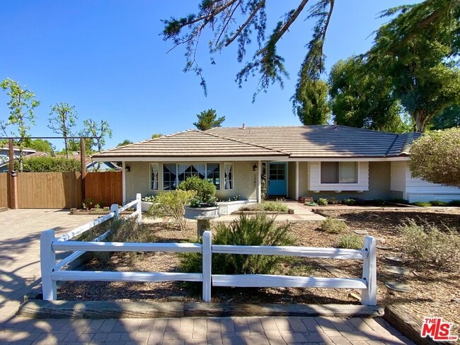 Building Photo - 1343 Rancho Ln