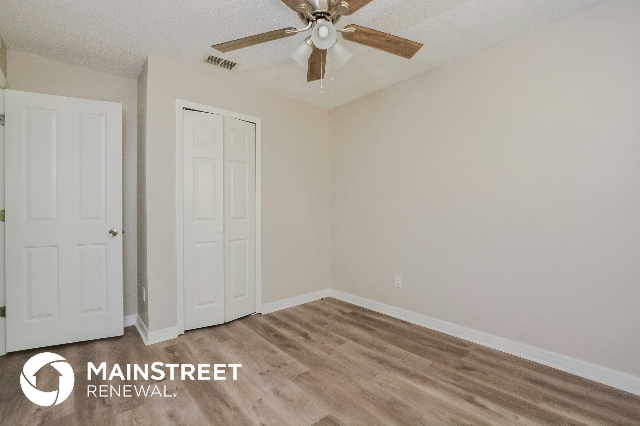 Building Photo - 910 Kentucky Blvd