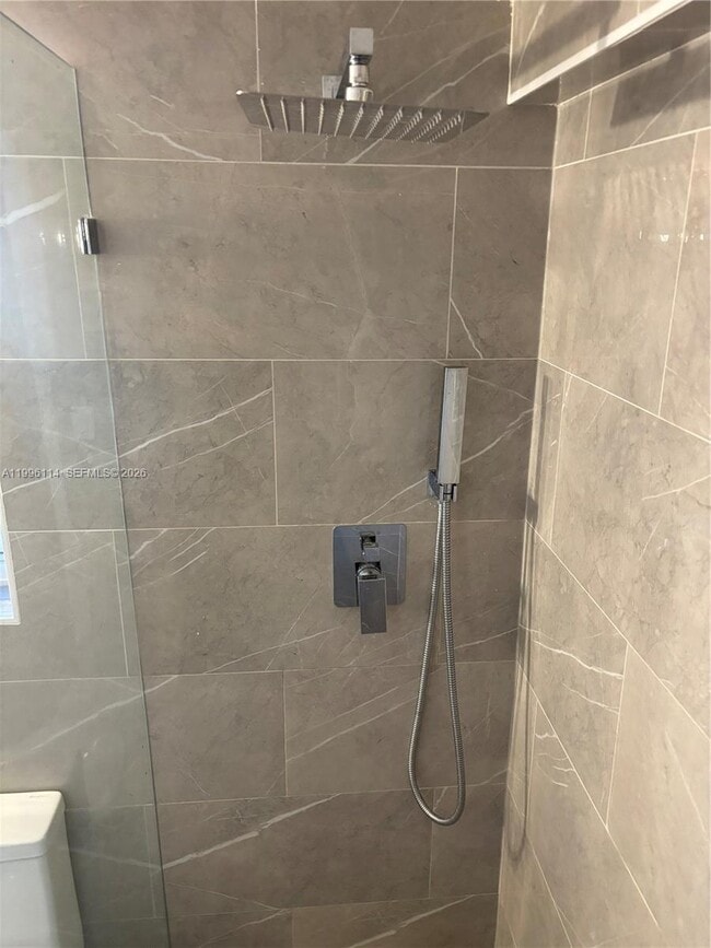 Building Photo - 1498 Jefferson Ave