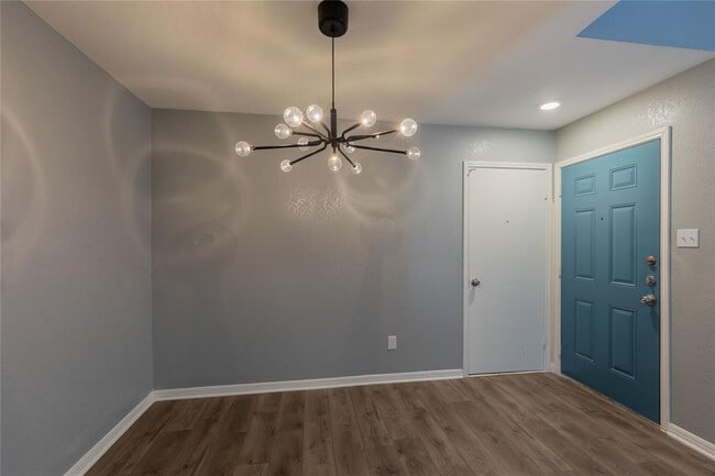 Building Photo - 317 Rawhide Loop