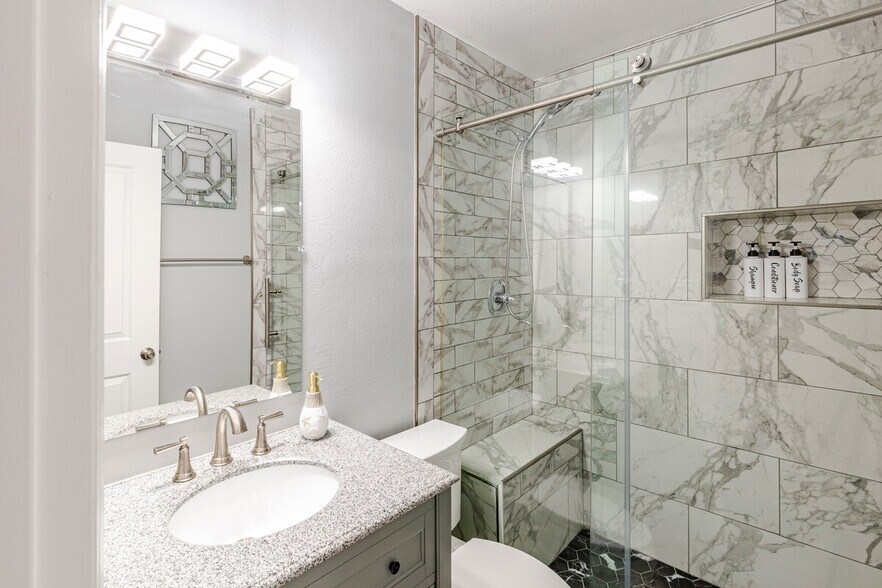 Building Photo - 6129 Wolff St