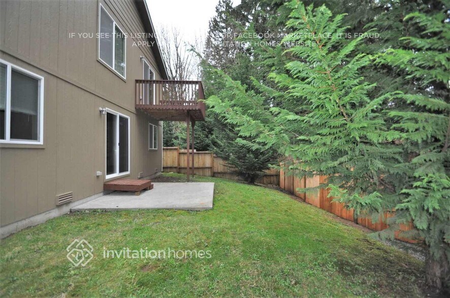 Building Photo - 6809 81st Dr NE