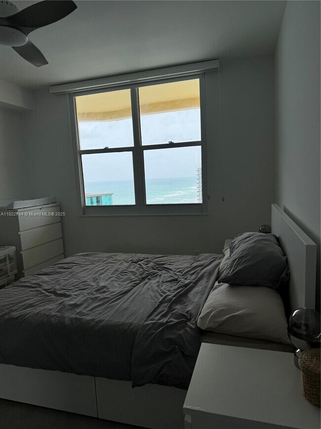 Building Photo - 2501 S Ocean Dr