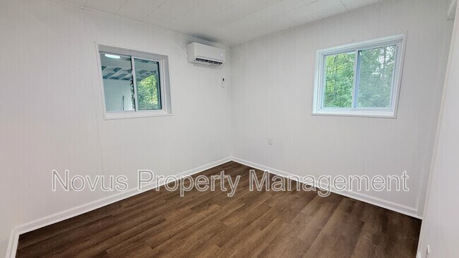 Building Photo - 1367 Stripling Chapel Rd