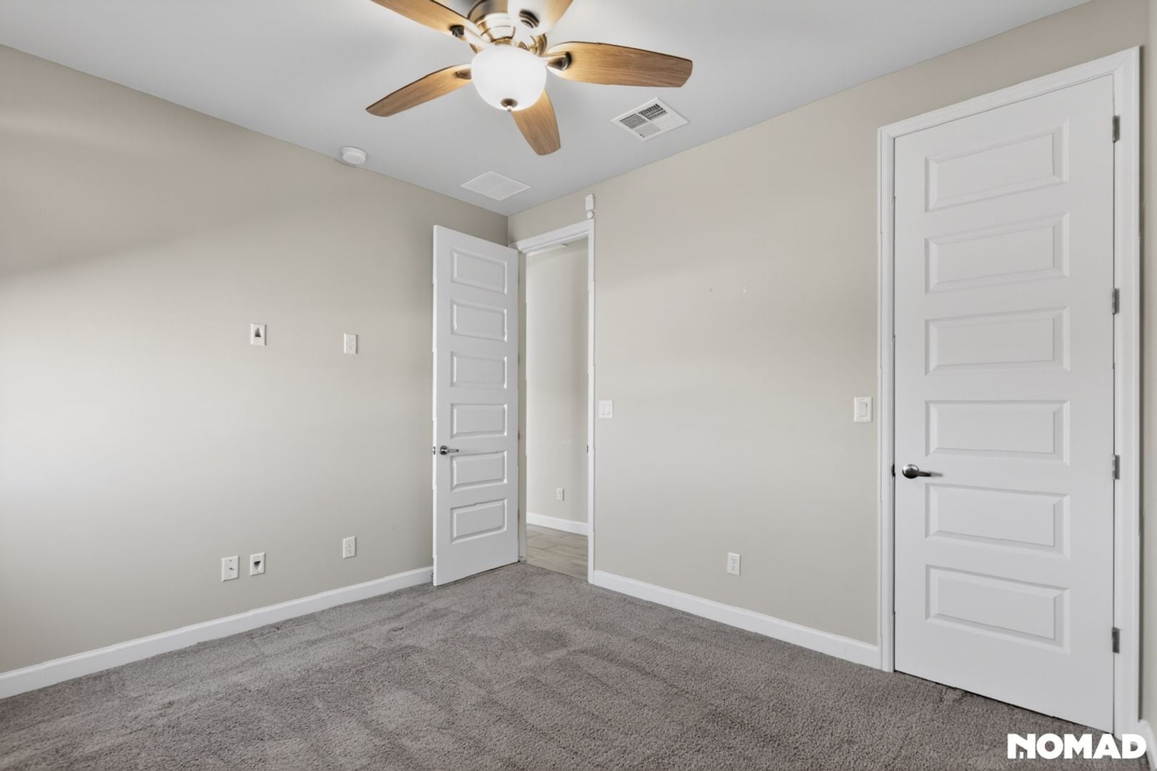 Building Photo - 4001 Windy Rd NE