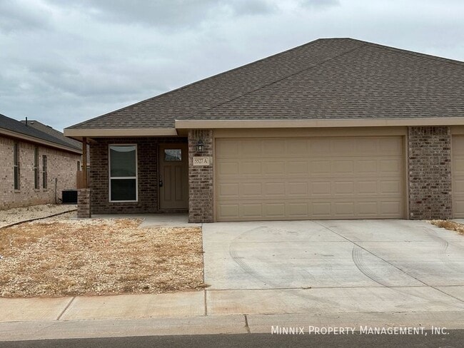 Building Photo - 5527 Kemper St