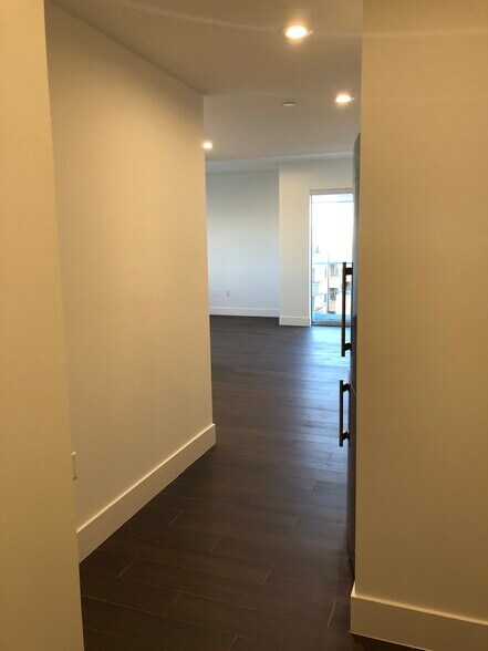 Building Photo - 1854 Sawtelle Blvd