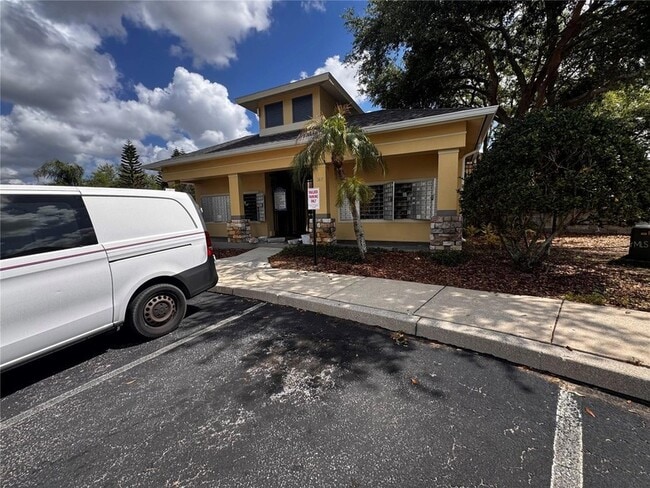 Building Photo - 3460 Castle Stone Ct