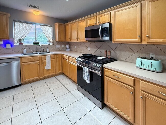 Building Photo - 21822 Pepperberry Trail