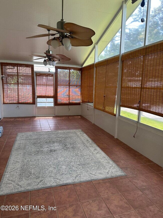 Building Photo - 511 Pheasant Run
