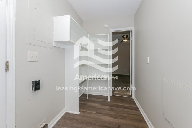 Building Photo - 2332 Watkins Dr