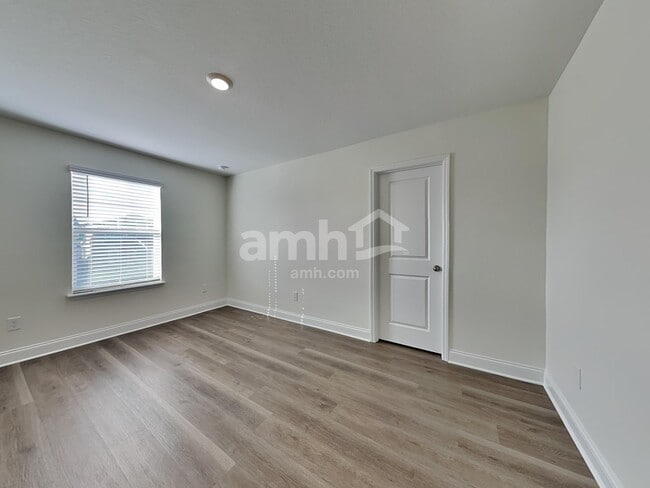 Building Photo - 1091 Grafton Ridge Dr