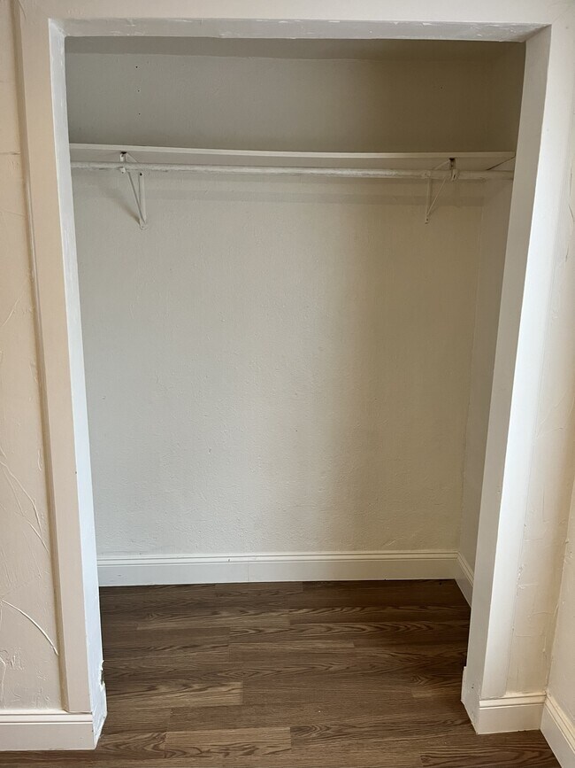 Building Photo - 919 Third St