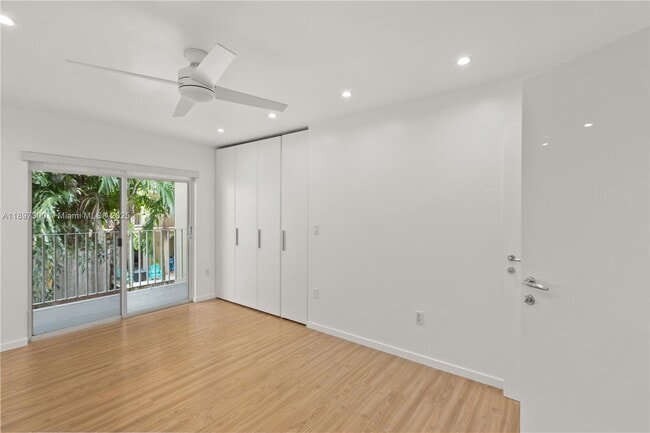 Building Photo - 3130 Bird Ave