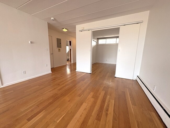 Building Photo - 345 Harvard St