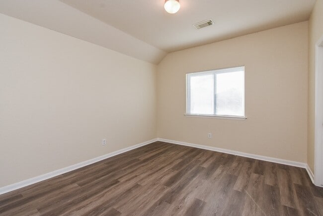 Building Photo - 7542 Autumn Sun Dr