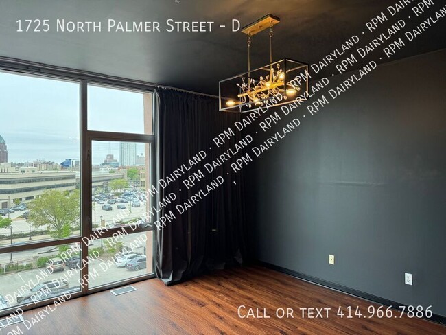 Building Photo - Stunning Brewer's Hill Townhome, 5 floors,...