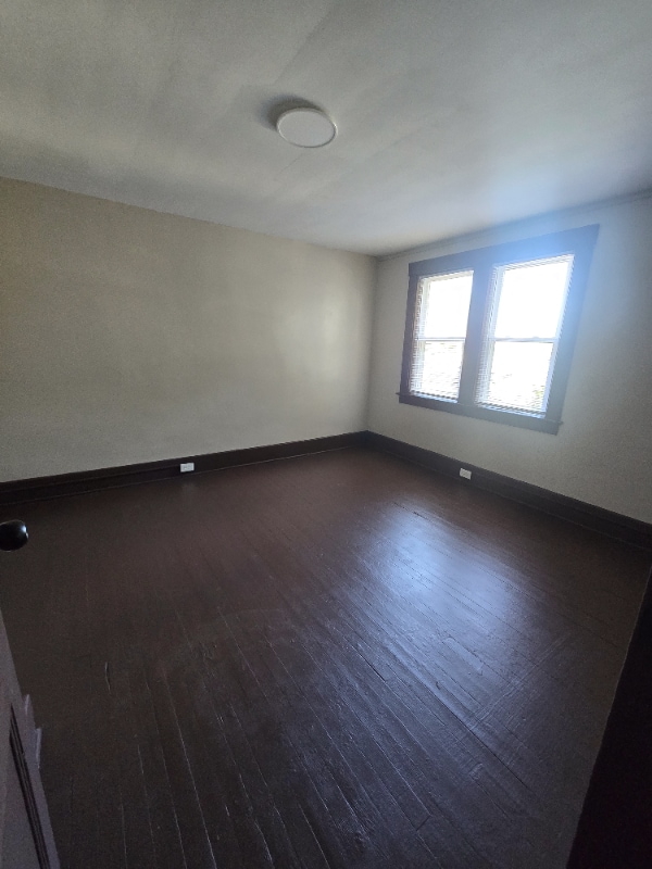 Building Photo - 839 Priestley Ave