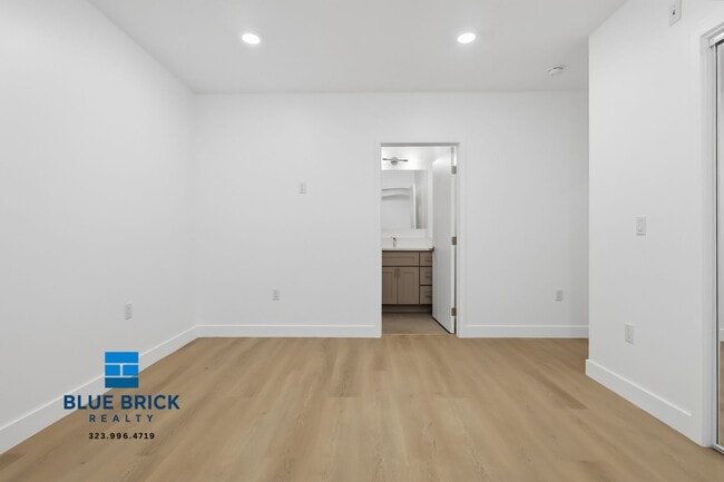 Building Photo - 5312 Corteen Pl