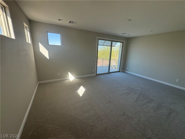 Building Photo - 1051 E Sunset Rd