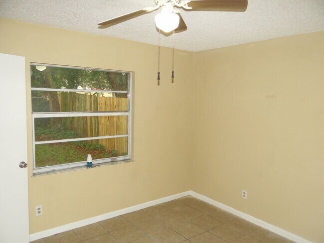 Building Photo - 2/1 rental on a quiet property - $500 off ...