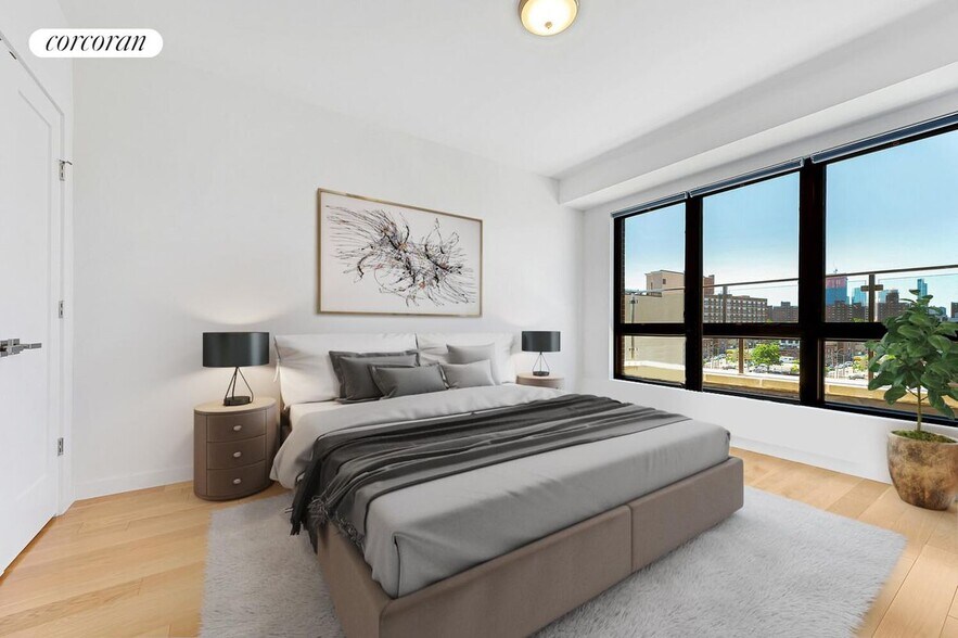 Building Photo - 21-17 31st Ave