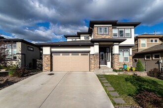 Building Photo - 11560 Spectacular Bid Cir