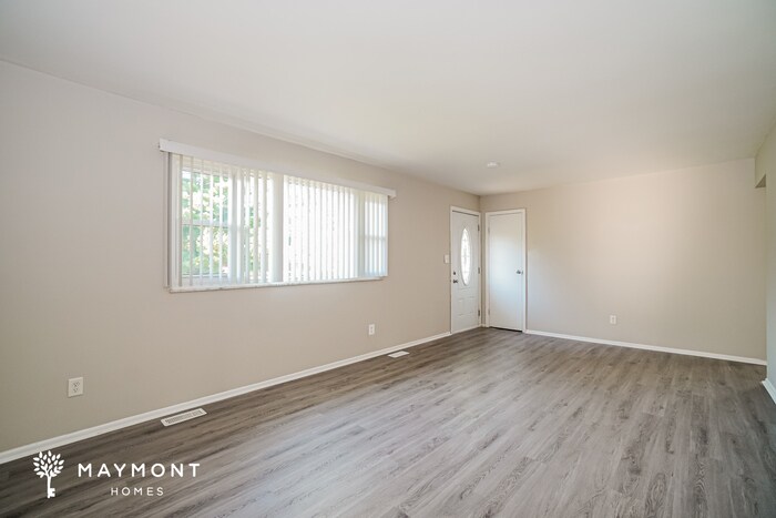 Building Photo - 1410 Fairbank Rd