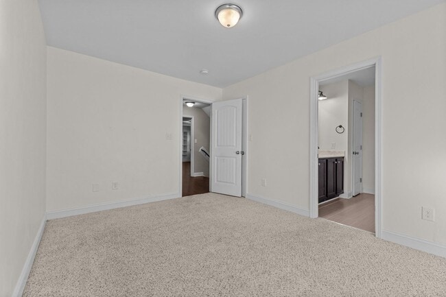 Building Photo - **SHOWINGS UNAVAILABLE UNTIL AUGUST 1ST!!!**