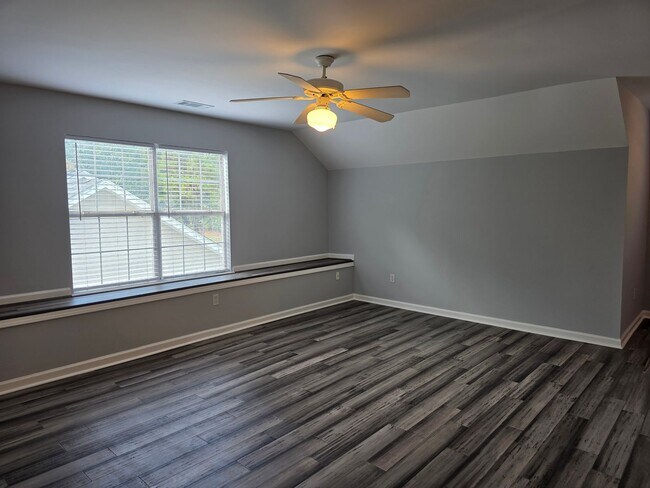 Building Photo - Low Country Home in Rincon with Fenced Backyard!