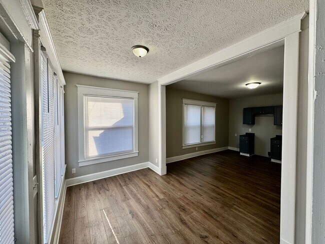 Building Photo - 4725 Southern Pkwy