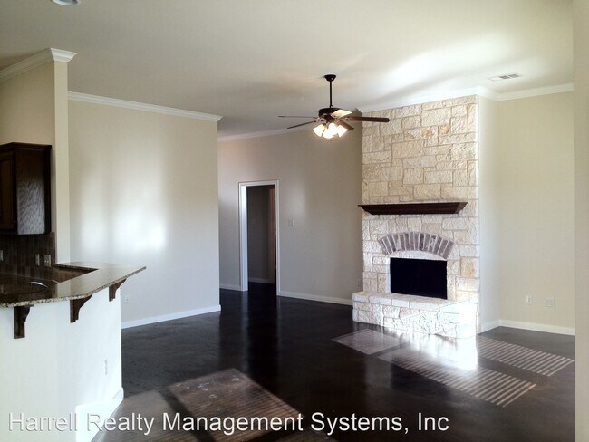 Building Photo - 3 br, 2 bath House - 614 Monticello Circle