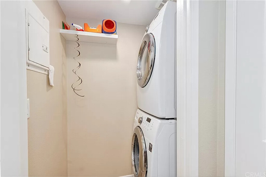 Laundry Room with Full Size washer and Dryer - 34264 Camino Capistrano