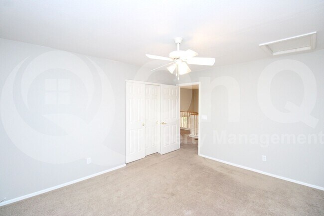 Building Photo - 490 W Ebony Way