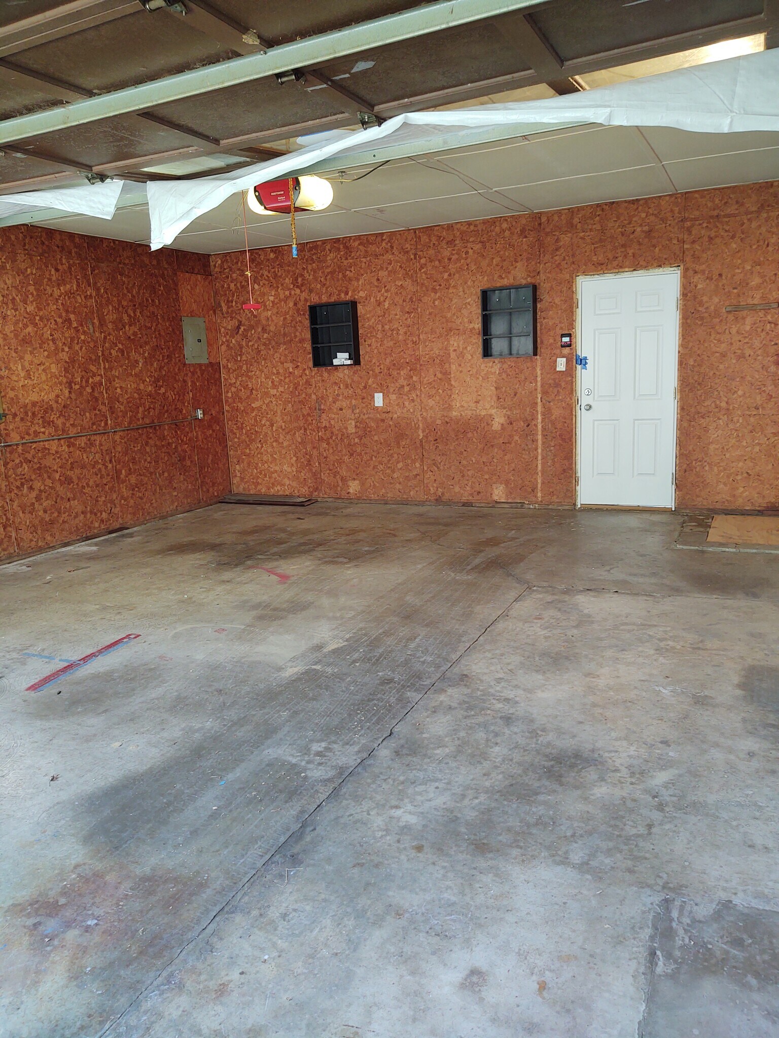 Building Photo - 2100 N 57th Ln