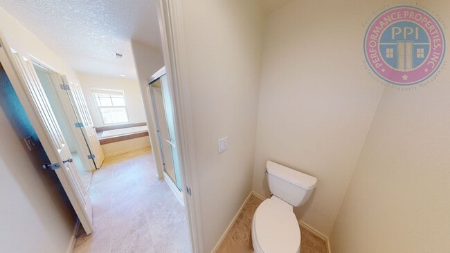 Building Photo - Bethany - Luxury Home, Central Air-Conditioning, Community Pool, Pet Welcome