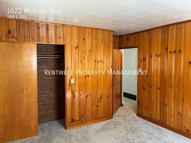 Building Photo - 1022 McKean Ave
