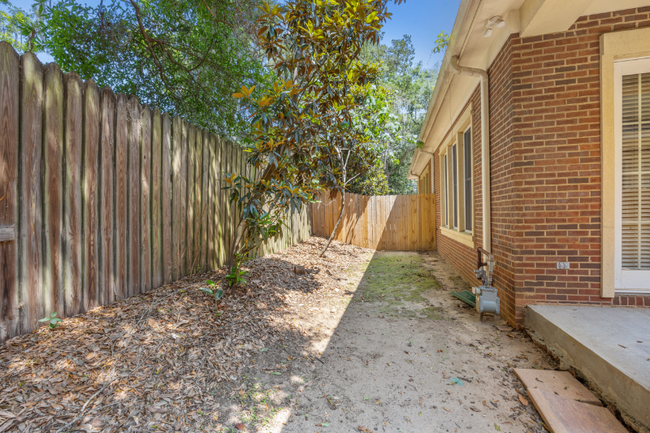Building Photo - 1836 Ashley Hall Way