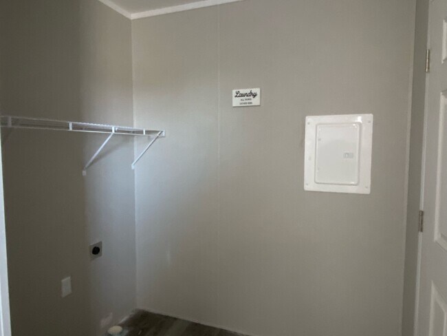 Building Photo - 4325 Vin Rose Dr