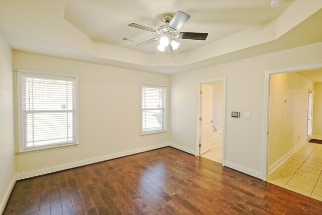 Building Photo - 349 Dovington Dr