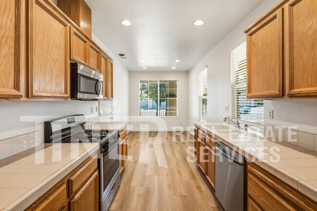 Building Photo - 9716 Marianna Way
