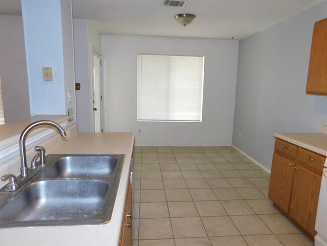 Building Photo - 1509 Black Locust Drive West