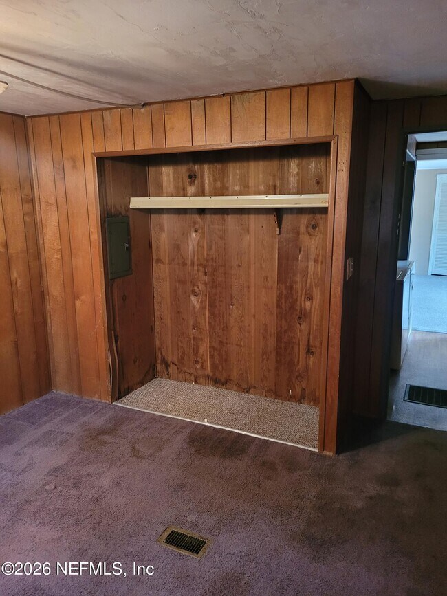 Building Photo - 540 FL-26