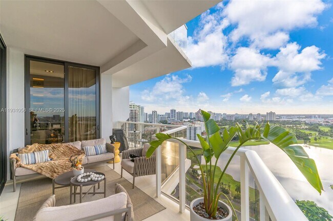 Building Photo - 20281 E Country Club Dr