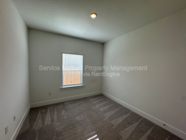 Building Photo - 5380 Cornwall Dr