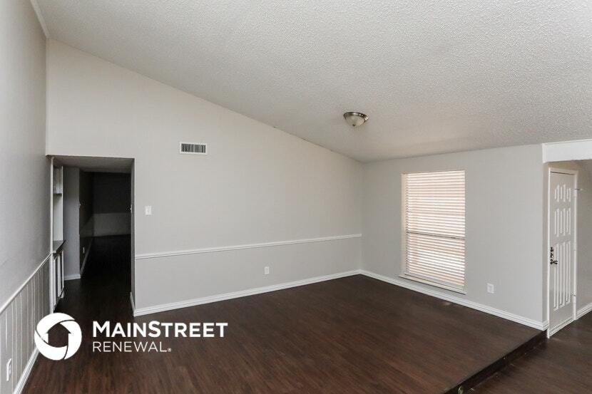 Building Photo - 710 Bluebonnet Dr