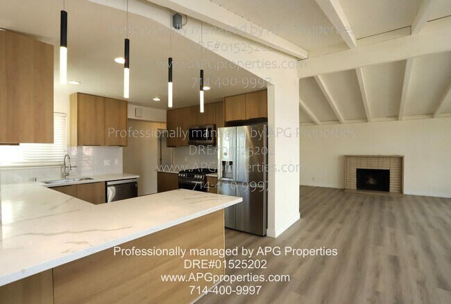 Building Photo - 636 S Gilbuck Dr