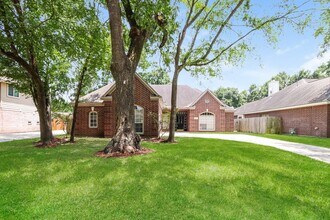 Building Photo - 4030 Echo Mountain Dr