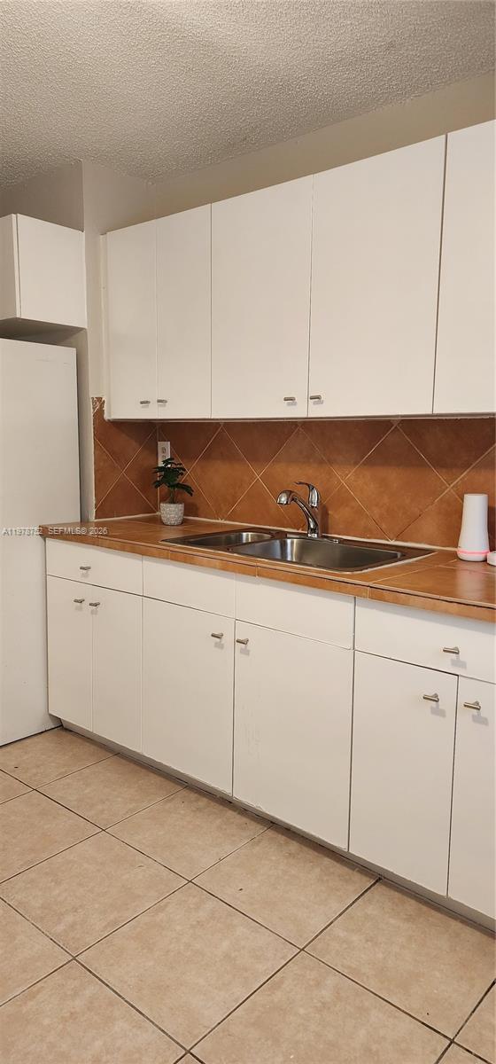 Building Photo - 1631 SW 44th Ave