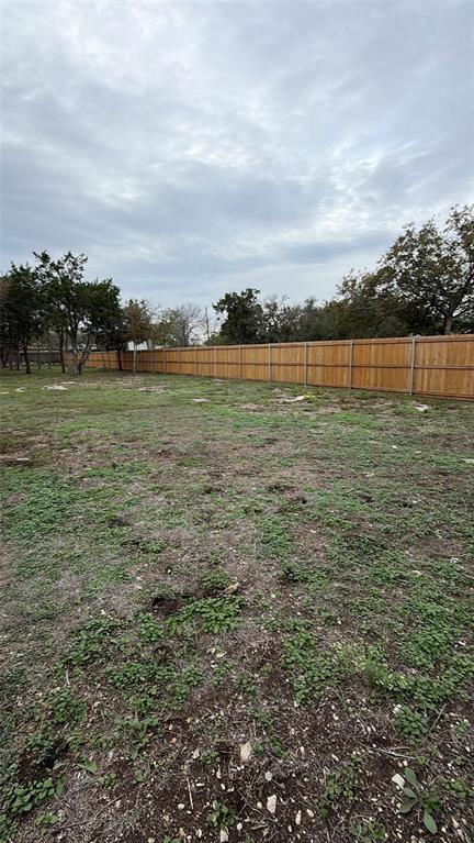 Building Photo - 301 S Mustang Ave